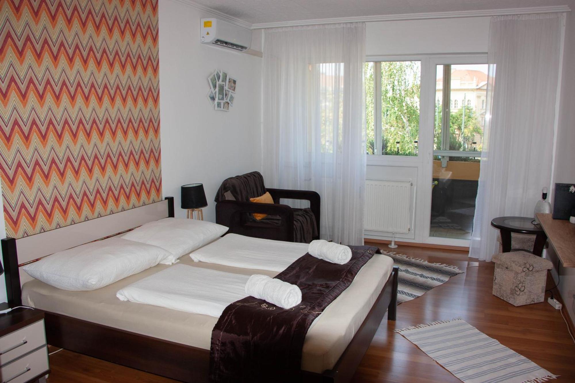 Aquarius Apartman Szeged Eksteriør billede