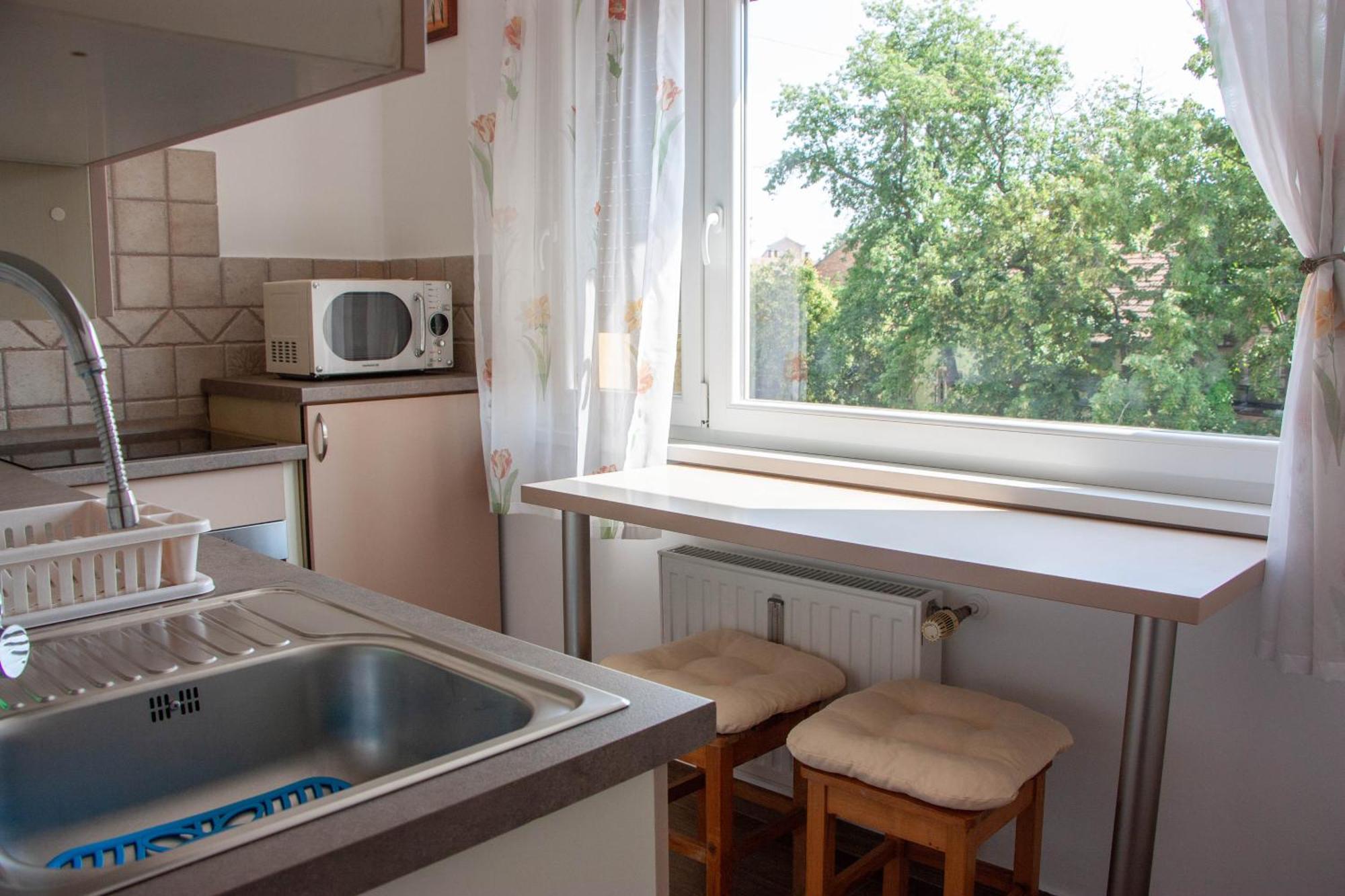 Aquarius Apartman Szeged Eksteriør billede