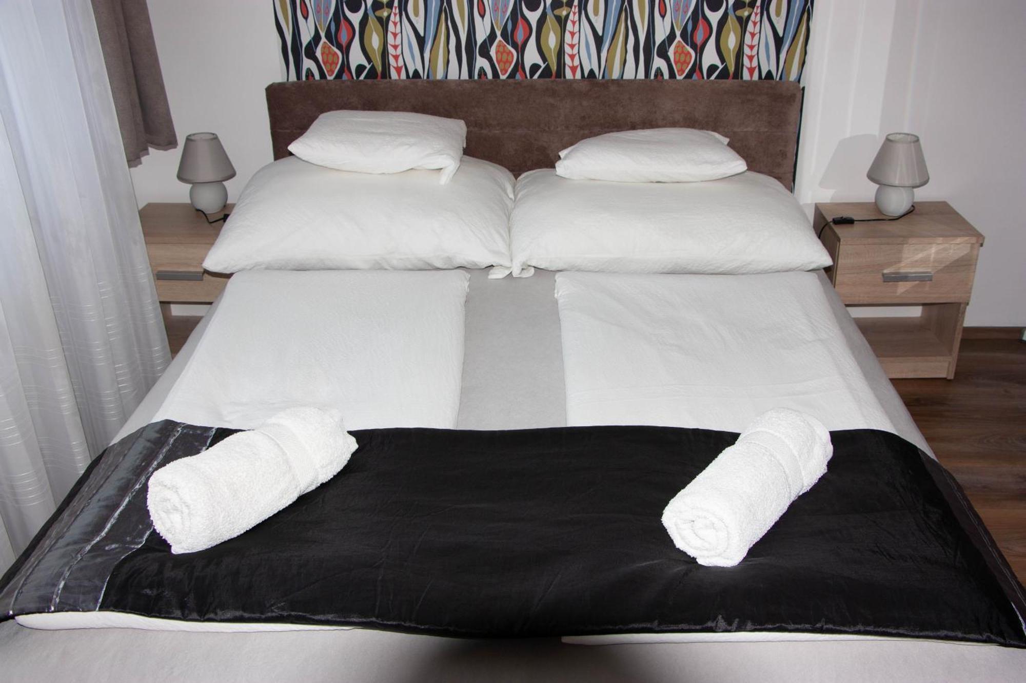 Aquarius Apartman Szeged Eksteriør billede