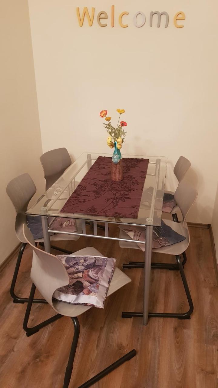 Aquarius Apartman Szeged Eksteriør billede